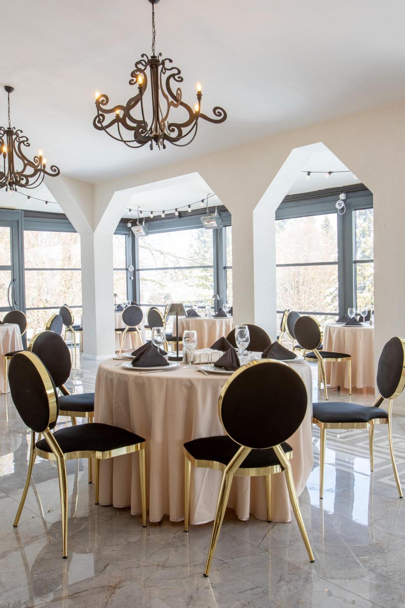 Alpin Aparthotel 2302 Brassópojána Kültér fotó