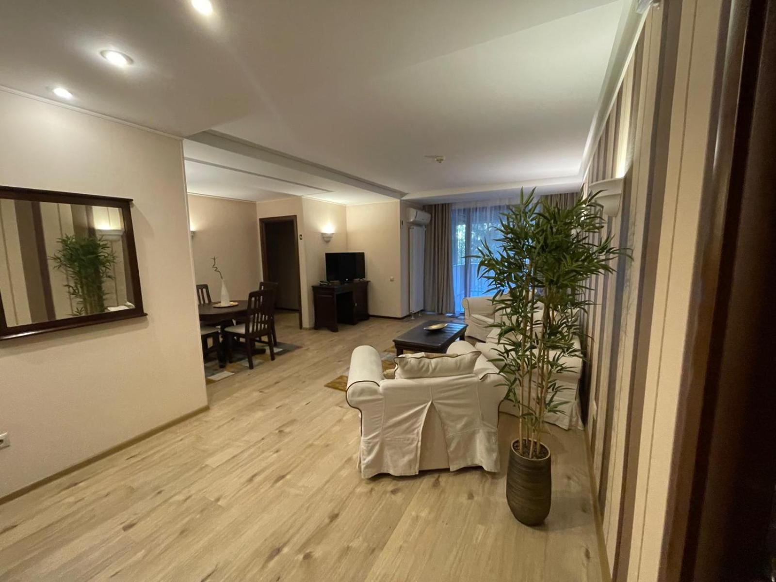 Alpin Aparthotel 2302 Brassópojána Kültér fotó