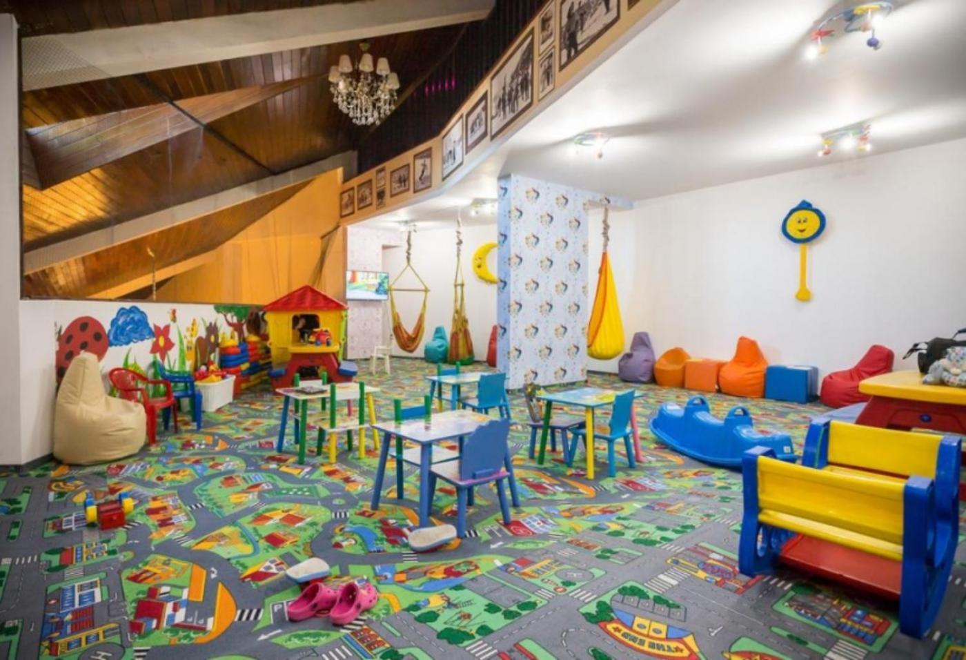 Alpin Aparthotel 2302 Brassópojána Kültér fotó